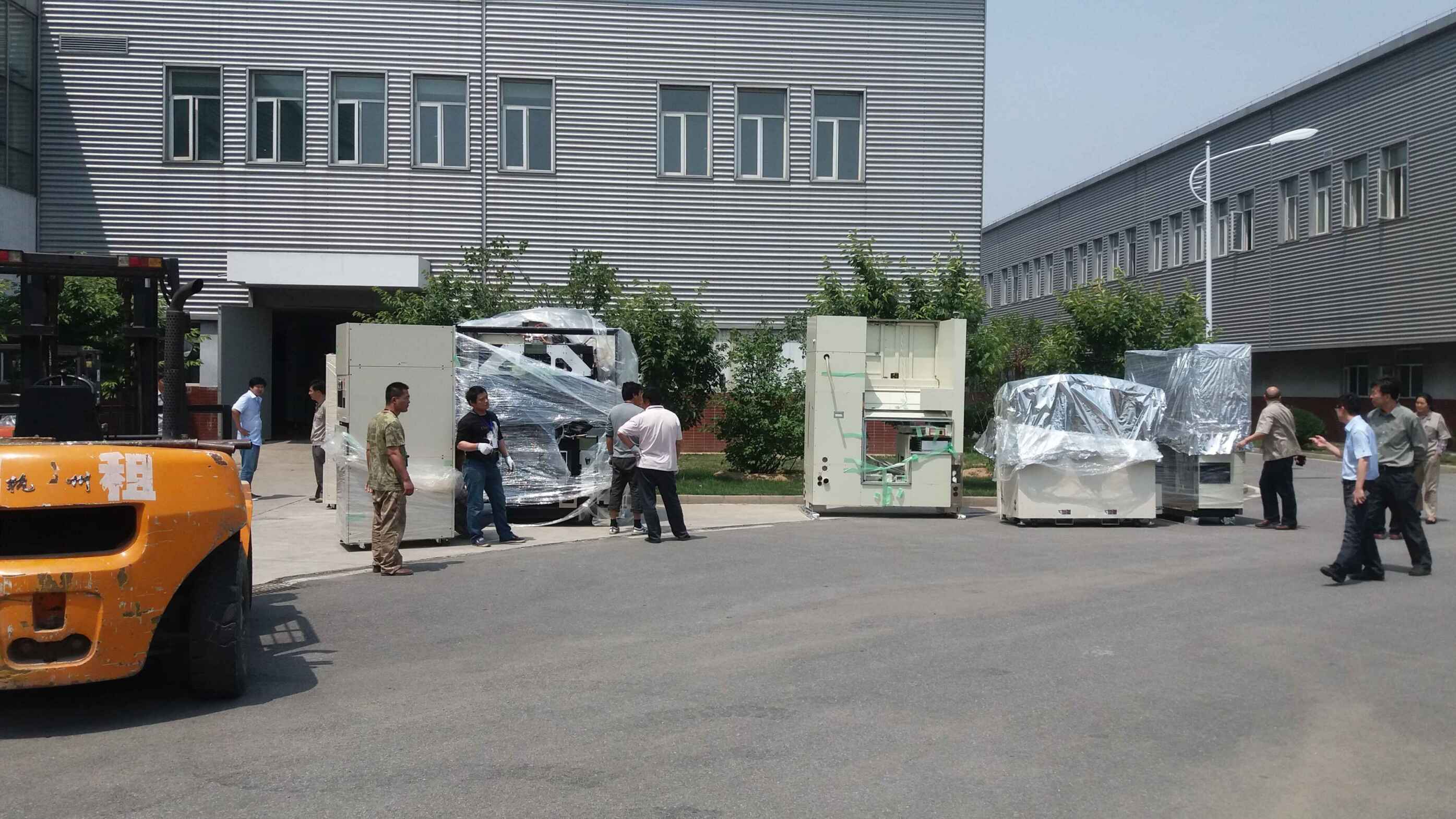 北京設(shè)備裝卸搬運(yùn)公司成功案例